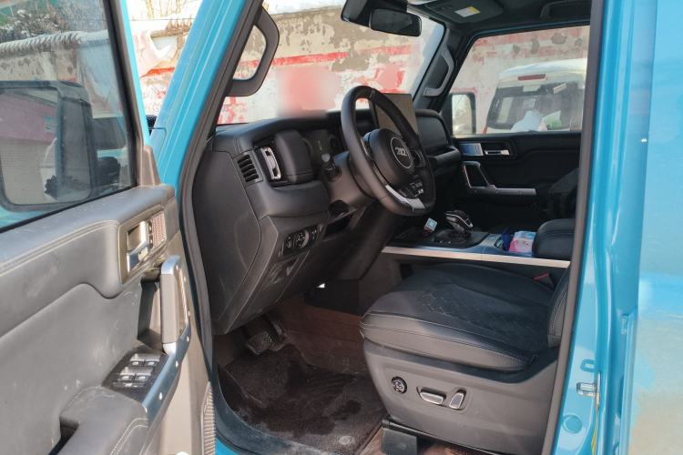 Used 212 T01 2025 2.0T Changfeng
