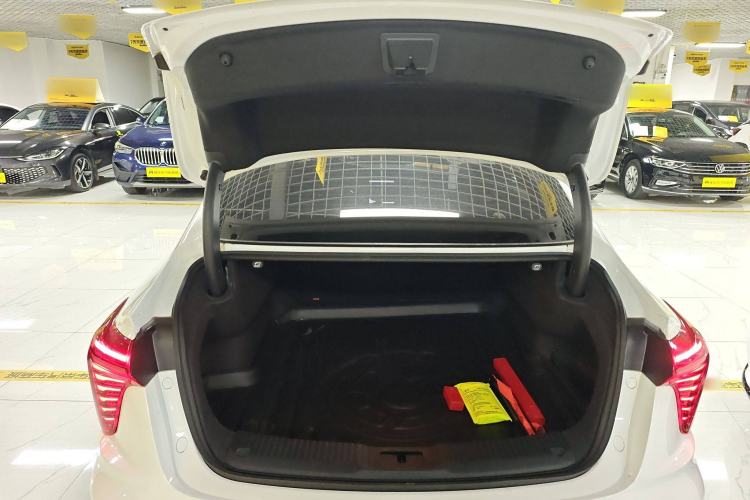 Used Hongqi H5 2024 1.5T HEV Smart Connect Flagship Edition