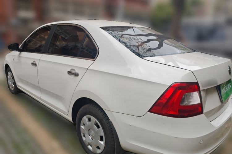 Used Skoda Rapid 2013 1.4L Manual Enjoyment Model Rear Left 45 Deg