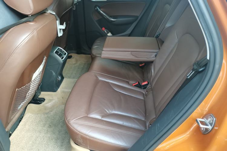 Used Audi Q3 2016 35 TFSI quattro all-wheel-drive style model Left Rear Seat