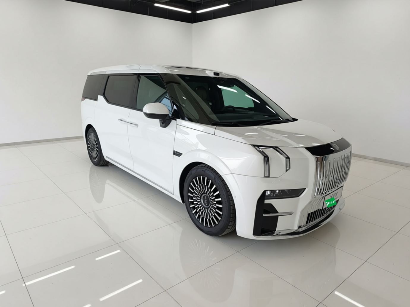 Zeekr 009 2024 7-Seater Walk-Through Version Four-Wheel Drive 108 kWh — снимка 3