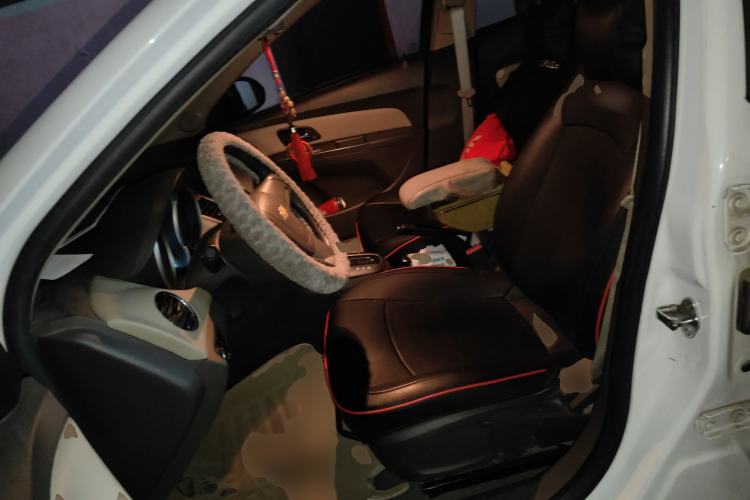 Used Chevrolet Cruze 2015 1.5L Classic SE AT
