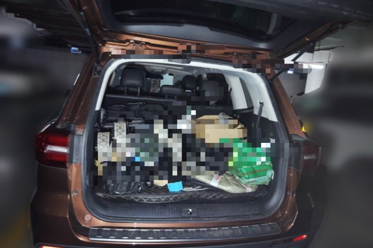 Used Roewe RX8 2019 30T Two-Wheel Drive Supreme Flagship Edition
