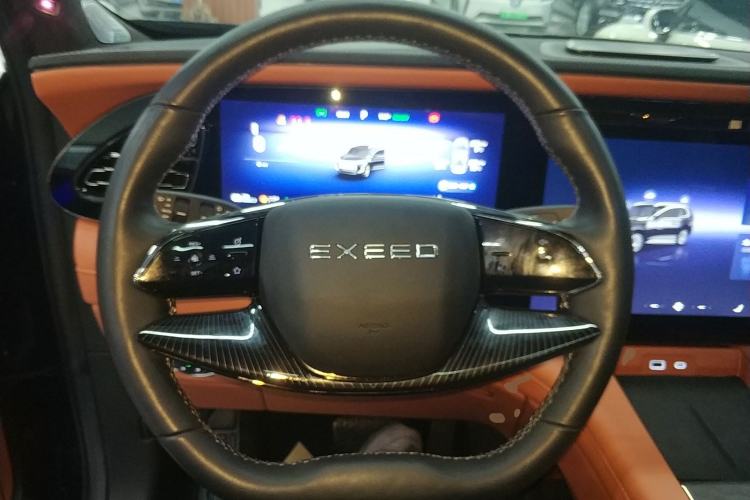 Used EXEED Lanyue C-DM 2025 180 Ultra-Long Range Ultra All-Wheel Drive 6-Seater Steering Wheel