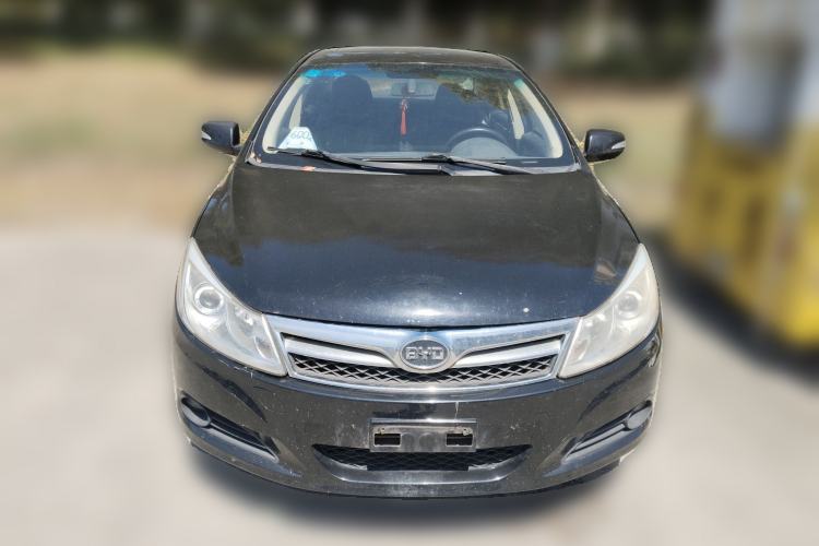 Used BYD Surui 2012 1.5L Manual Luxury Version Front