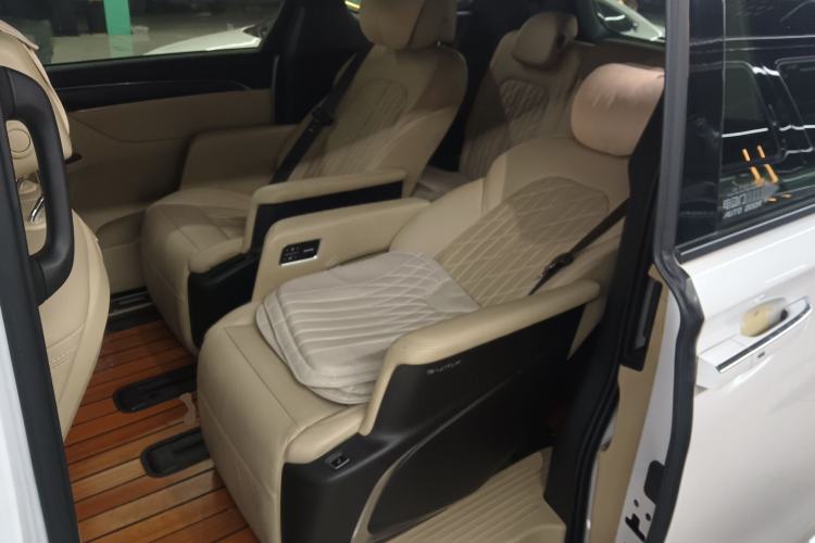 Used Buick GL8 2022 ES Land Cruiser 653T Luxury Model