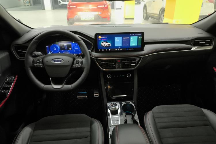 Used Ford Escape 2024 EcoBoost 245 Four-Wheel Drive ST-Line Pro Trim