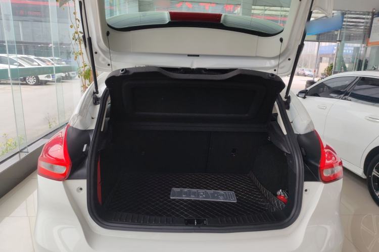 Used Ford Focus 2018 Hatchback Classic 1.6L Automatic Trendy SmartDrive Edition