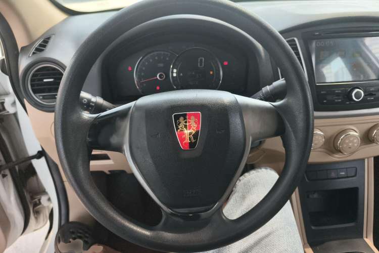 Used Roewe 350 2015 1.5L Manual Luxury Sunroof Edition