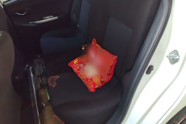 Used Toyota YARiS L Zhi Xuan 2015 1.5E Automatic Charm Edition