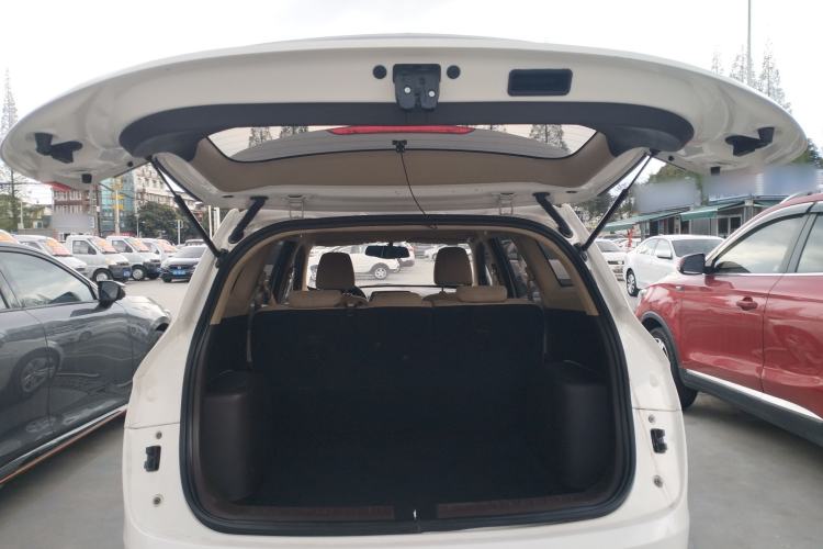 Used Baojun 310W 2017 1.5L Manual Comfort Version China V
