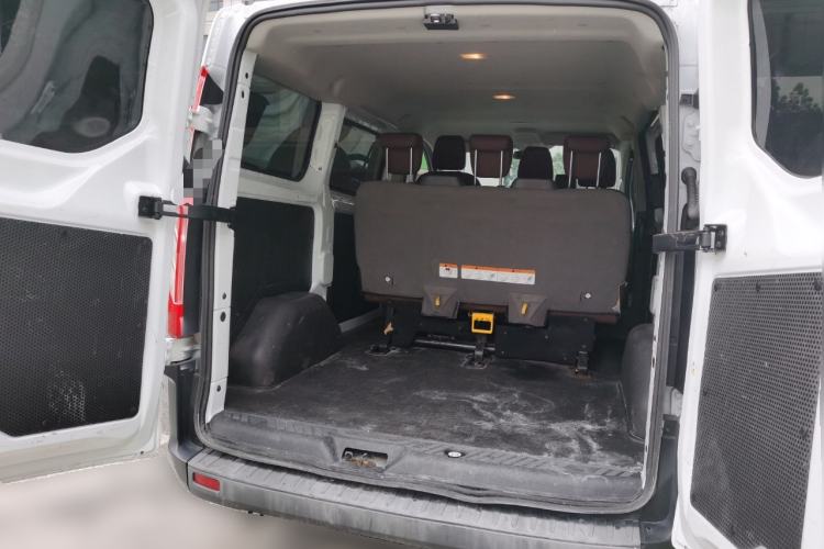 Used Ford Transit 2019 2.0T Gasoline Automatic Multi-Function Commercial Vehicle Short Wheelbase Low Roof 6-Seater China VI Standard