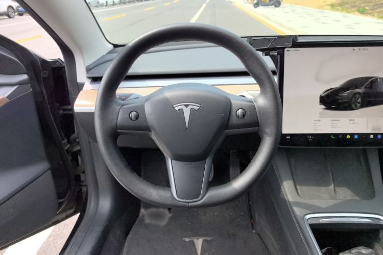 Used Tesla Model 3 2022 Rear-Wheel-Drive Version
