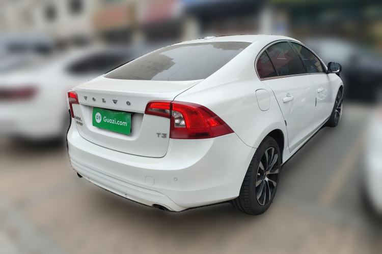 Used Volvo S60 2018 S60L T3 Smart Progress Edition
