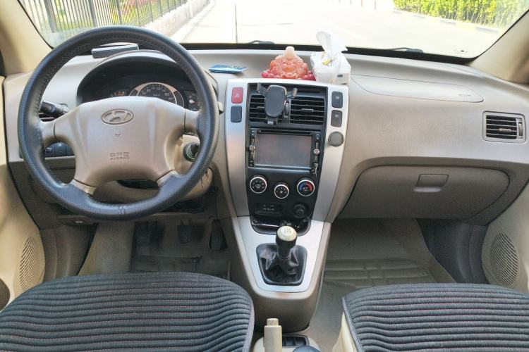 Used Hyundai Tucson 2009 2.0L Manual Two-Wheel Drive Fashion Edition
