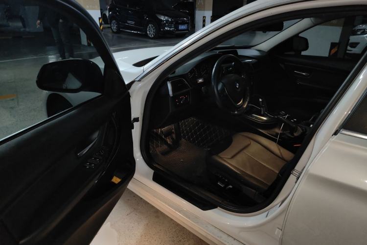 Used BMW 3 Series 2017 320Li Fashion Model