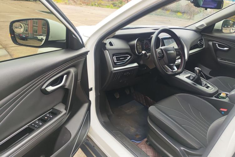 Used JETOUR X70M 2022 1.5T Manual Advanced Partner Version 5 Seats