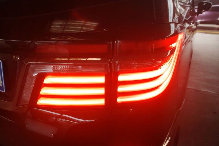 Used Honda Elysion 2019 2.0L Hybrid Luxury Edition