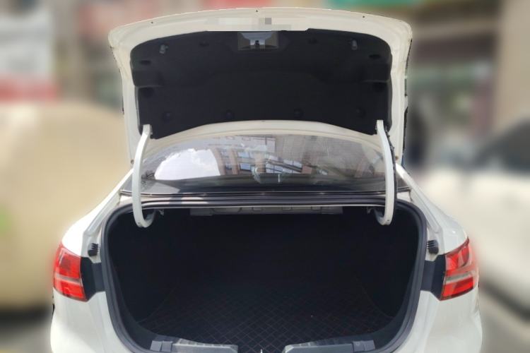 Used Ford Escort 2015 1.5L Automatic Fashion Model Trunk