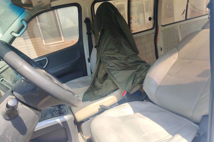 Used Jinbei Hiace King 2021 2.0L City Transport King Series Express Model Standard Top 6-Seater 1TZS