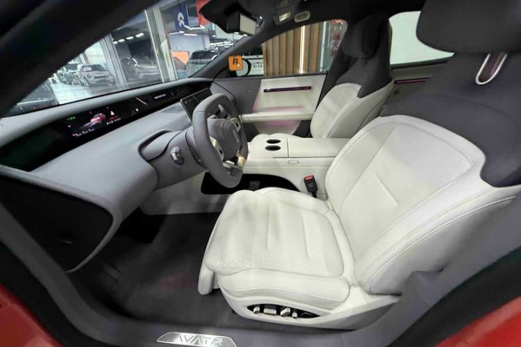 Used Avatr 06 2025 Pro Range-Extended Edition