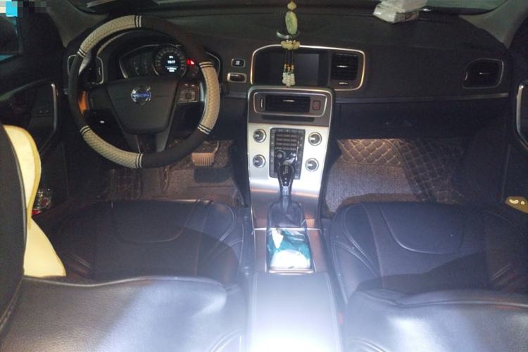 Used Volvo S60 2016 S60L T3 Smart Drive Edition
