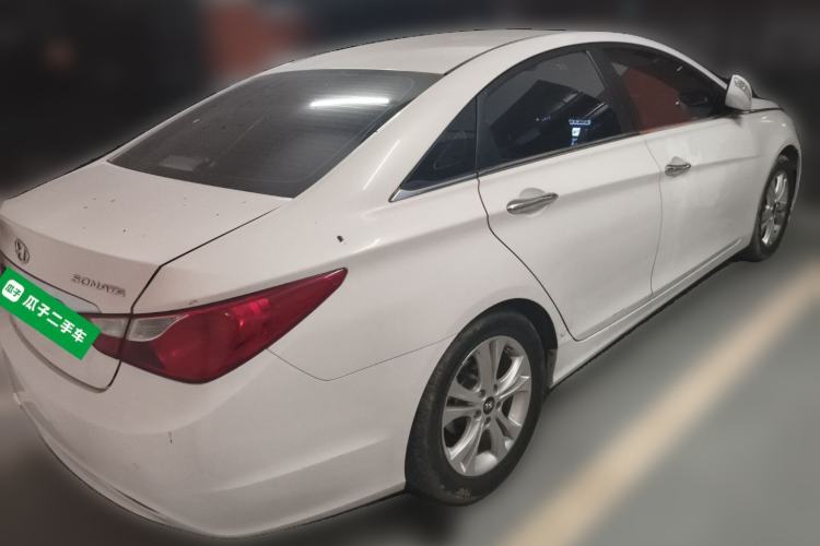 Used Hyundai Sonata 2011 2.0L Automatic Luxury Edition
