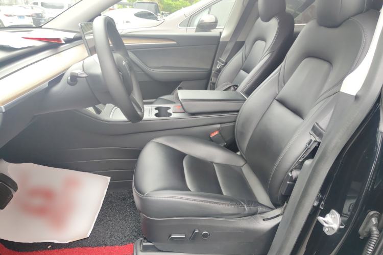 Used Tesla Model Y 2022 Rear-Wheel-Drive Version
