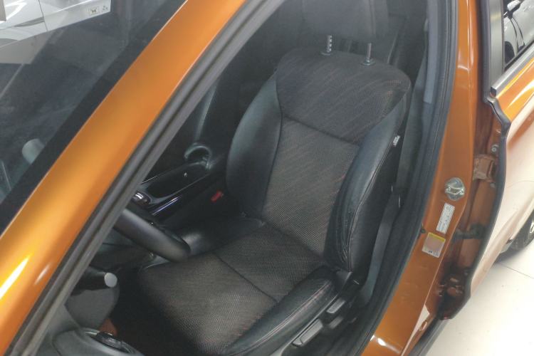 Used Honda XR-V 2015 1.8L EXi CVT Comfort Version Left Front Seat