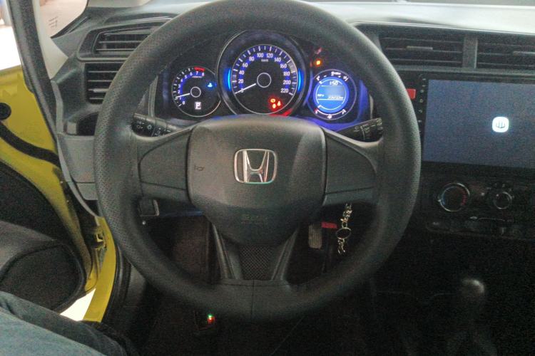 Used Honda Fit 2016 1.5L LXS CVT Comfort Sunroof Version Steering Wheel