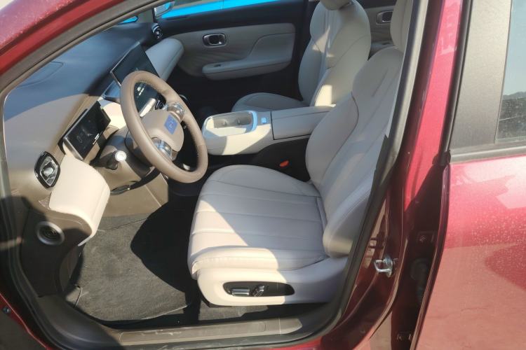 Used AION UT 2025 420 Intelligent Luxury Edition
