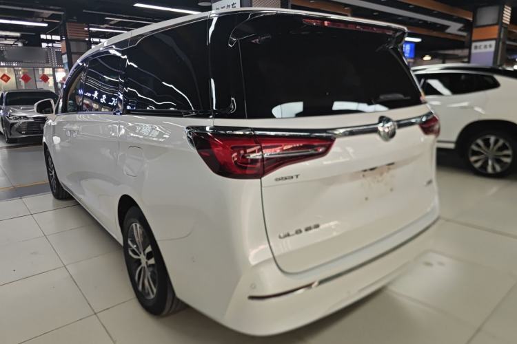 Used Buick GL8 2022 ES Landtrek 653T Luxury Edition
