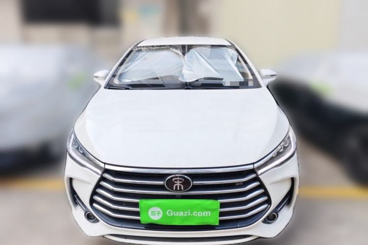 Used BYD Song MAX 2018 1.5T Automatic Smart Connect Luxury 6-Seater Front