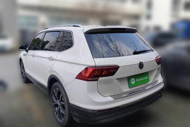 Used Volkswagen Tiguan L 2019 330TSI Automatic Two-Wheel Drive Smart Luxury Version China V Emission Standard
