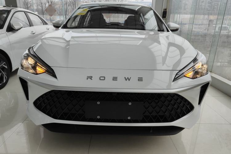 Used Roewe i5 2026 Model 1.5L Manual Comfort Version