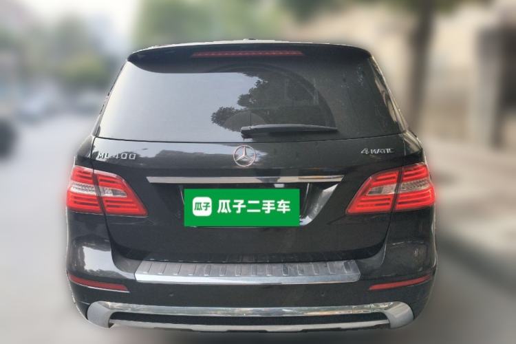 Used Mercedes-Benz M-Class 2014 ML 400 4MATIC Luxury Model Rear