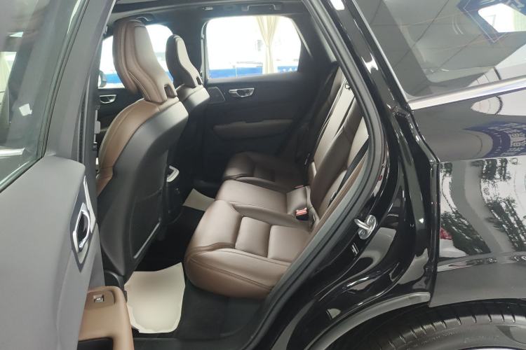 Used Volvo XC60 New Energy 2025 Plug-in Hybrid Long-Range All-Wheel Drive Smart Luxury Edition