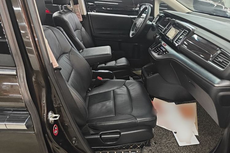 Used Honda Elysion 2016 2.4L Supreme Edition