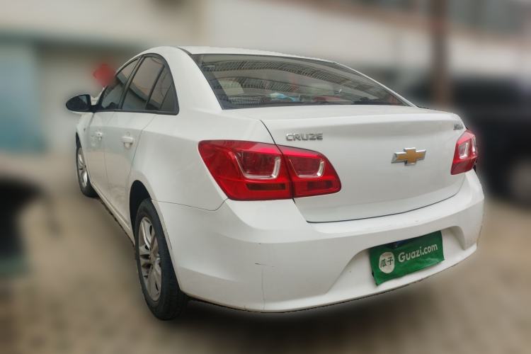 Used Chevrolet Cruze 2015 1.5L Classic SE MT
