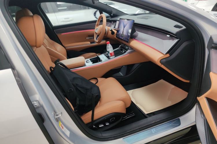 Used BYD Han L 2025 EV Four-Wheel Drive LiDAR Flagship Model Right Front Seat