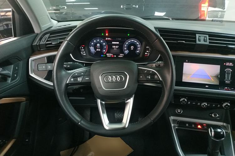 Used Audi Q3 2021 35 TFSI Fashionable and Elegant Model
