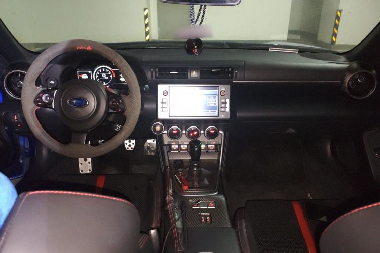 Used Subaru BRZ 2022 2.4L Manual Version Center Console