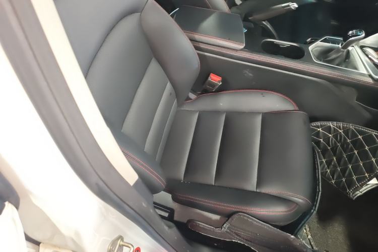 Used Geely Auto Binray 2019 200T Manual Binchi Edition
