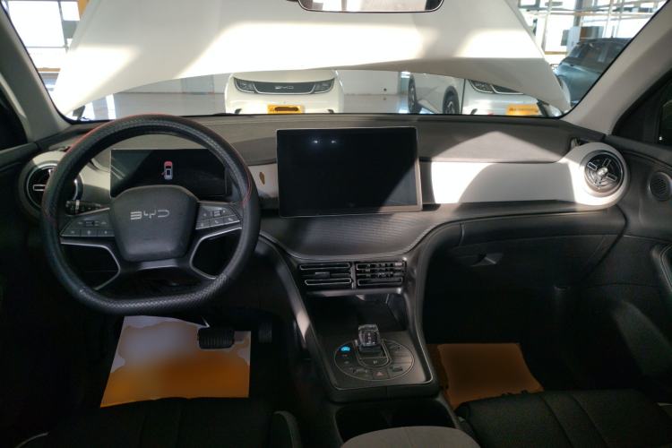 Used BYD Sealion 05 DM-i 2025 DM-i Smart Drive 75KM Luxury Model Center Console