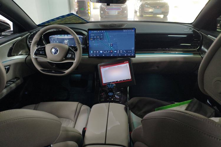 Used BYD Han 2025 DM-i 125KM Prestige Model