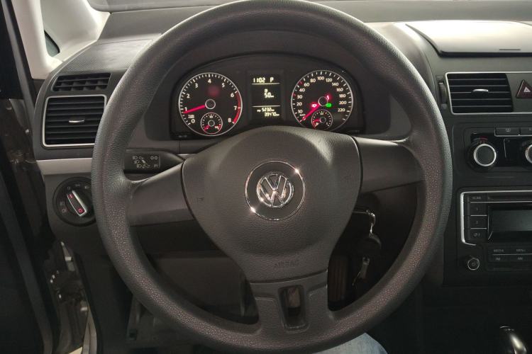 Used Volkswagen Touran 2015 1.4T DSG Comfort Edition 5 Seats Steering Wheel