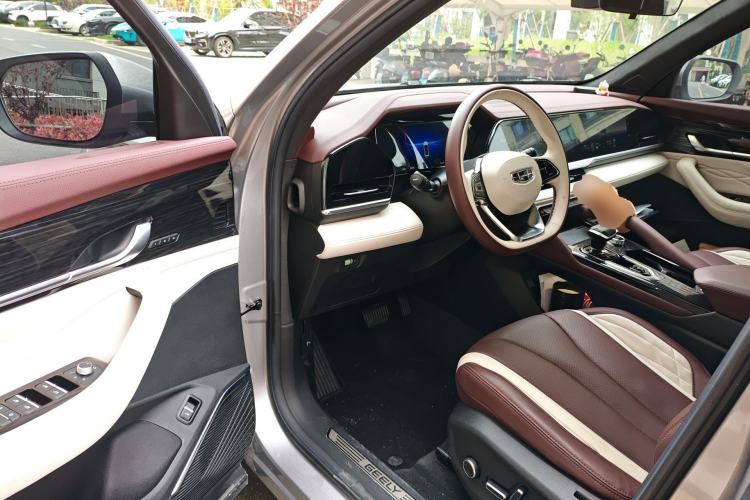 Used Geely Auto Monjaro L 2024 2.0TD High-Power Automatic Two-Wheel Drive Yunqi Version