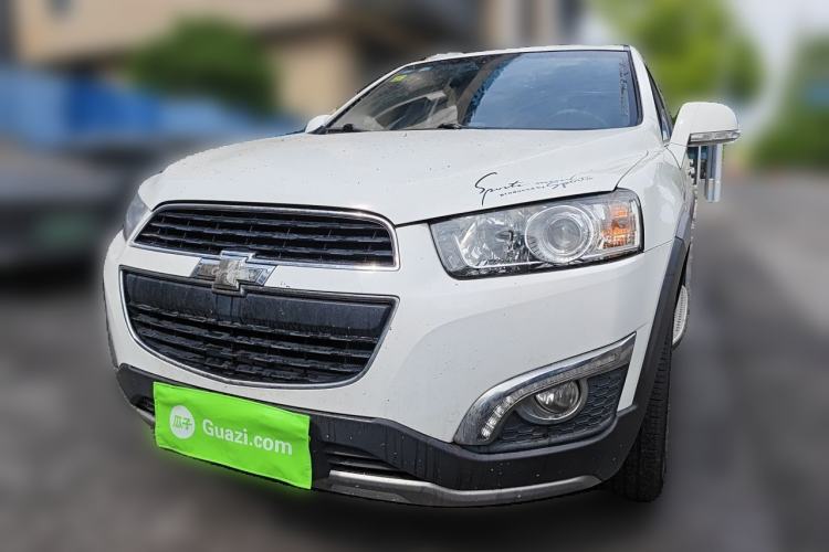 Used Chevrolet Captiva 2015 2.4L 4x4 Flagship Edition 7-Seater