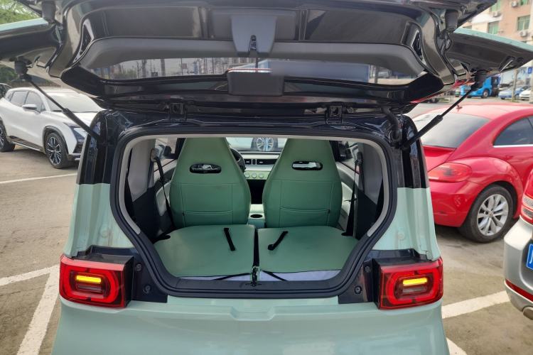 Used Wuling Hongguang MINIEV 2022 Macaron Premium Model – Lithium Ternary Battery
