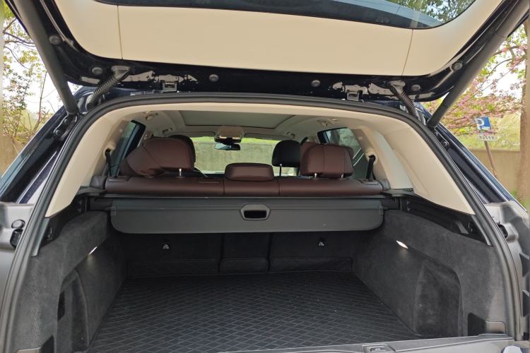 Used BMW X5 2023 xDrive 30Li Luxury M Sport Night Edition Package
